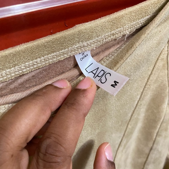 Work wear or casual skirt. - Picture 3 of 5